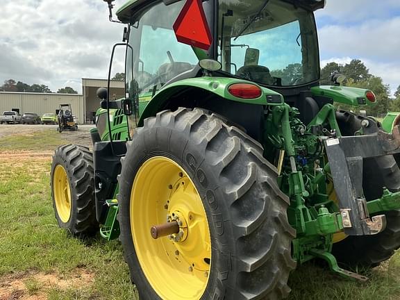 Image of John Deere 6155R equipment image 4