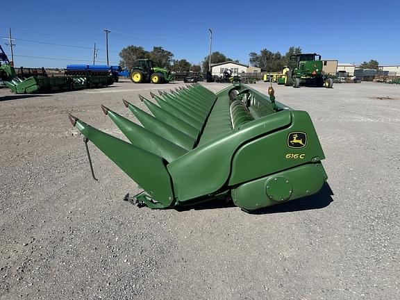 Image of John Deere 616C equipment image 1