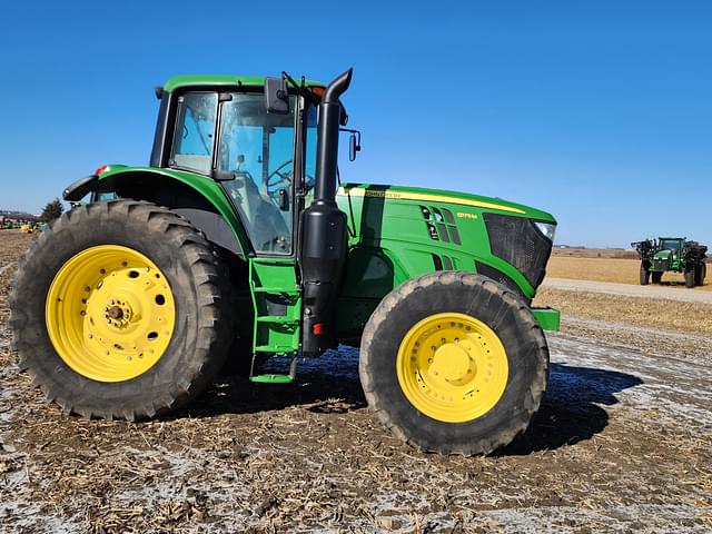 Image of John Deere 6175M equipment image 2