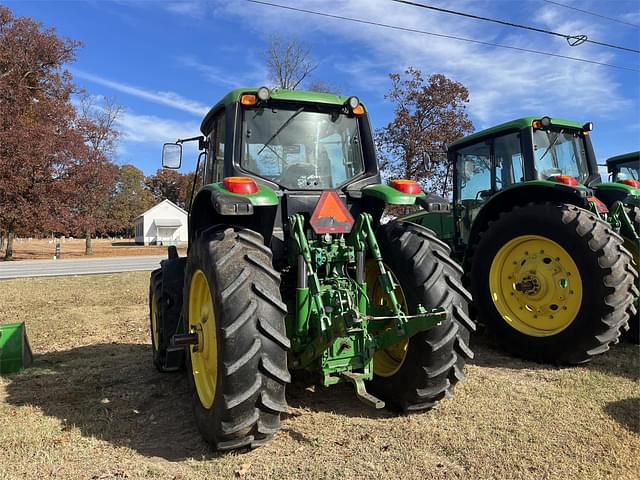 Image of John Deere 6175M equipment image 2