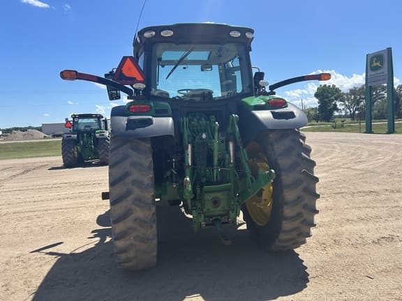 Image of John Deere 6175R equipment image 4