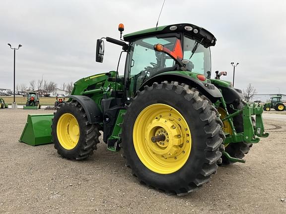 Image of John Deere 6175R equipment image 3