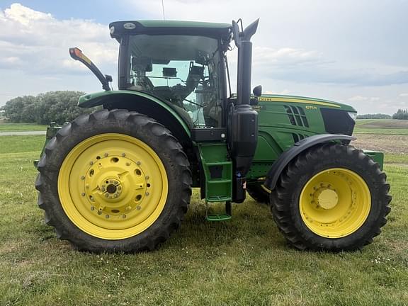 Image of John Deere 6175R equipment image 1