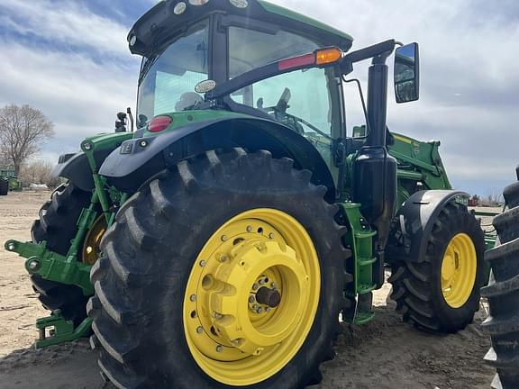 Image of John Deere 6175R equipment image 4