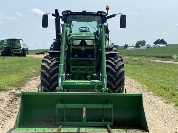 Image of John Deere 6175R equipment image 1