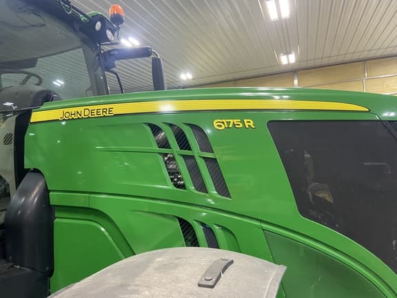 Image of John Deere 6175R equipment image 4