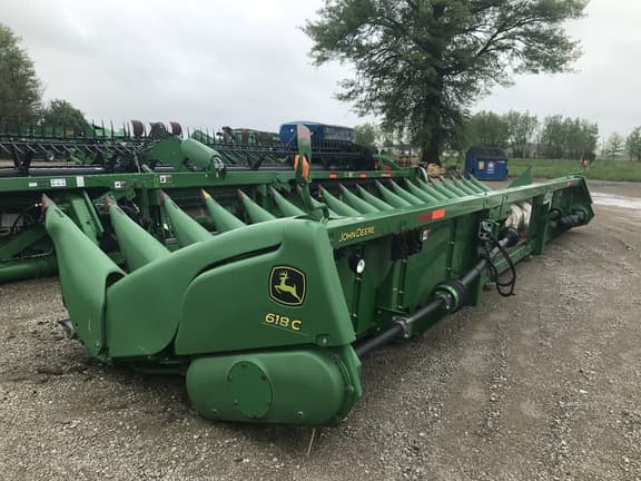 Image of John Deere 618C equipment image 1