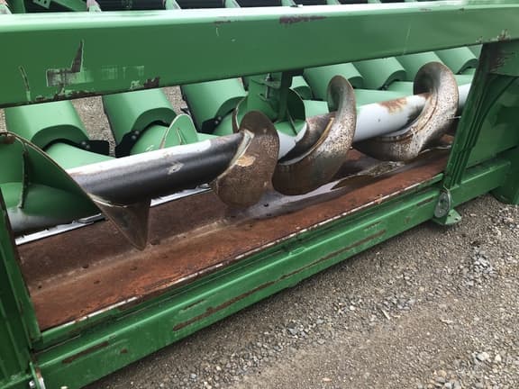 Image of John Deere 618C equipment image 3