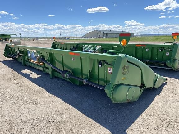 Image of John Deere 618C equipment image 3