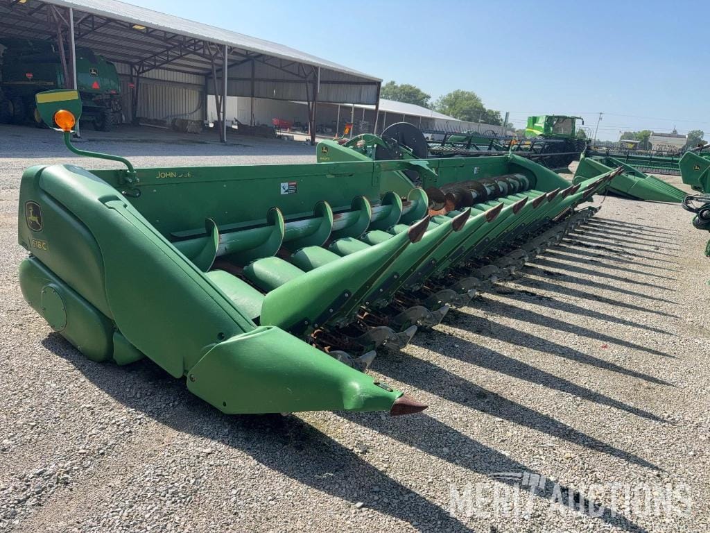 2017 John Deere 618C Equipment Image0
