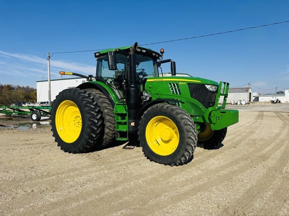 2017 John Deere 6195R Equipment Image0