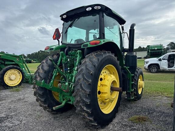 Image of John Deere 6215R equipment image 3