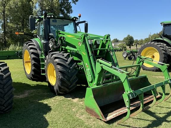 Image of John Deere 6215R Primary image