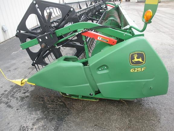 Image of John Deere 625F Primary image