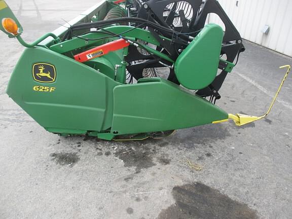 Image of John Deere 625F equipment image 1