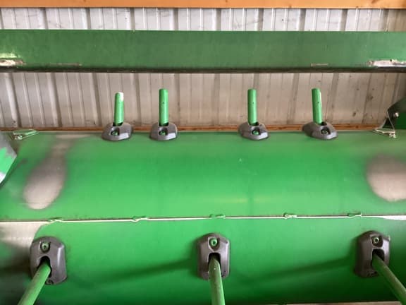 Image of John Deere 625F equipment image 4