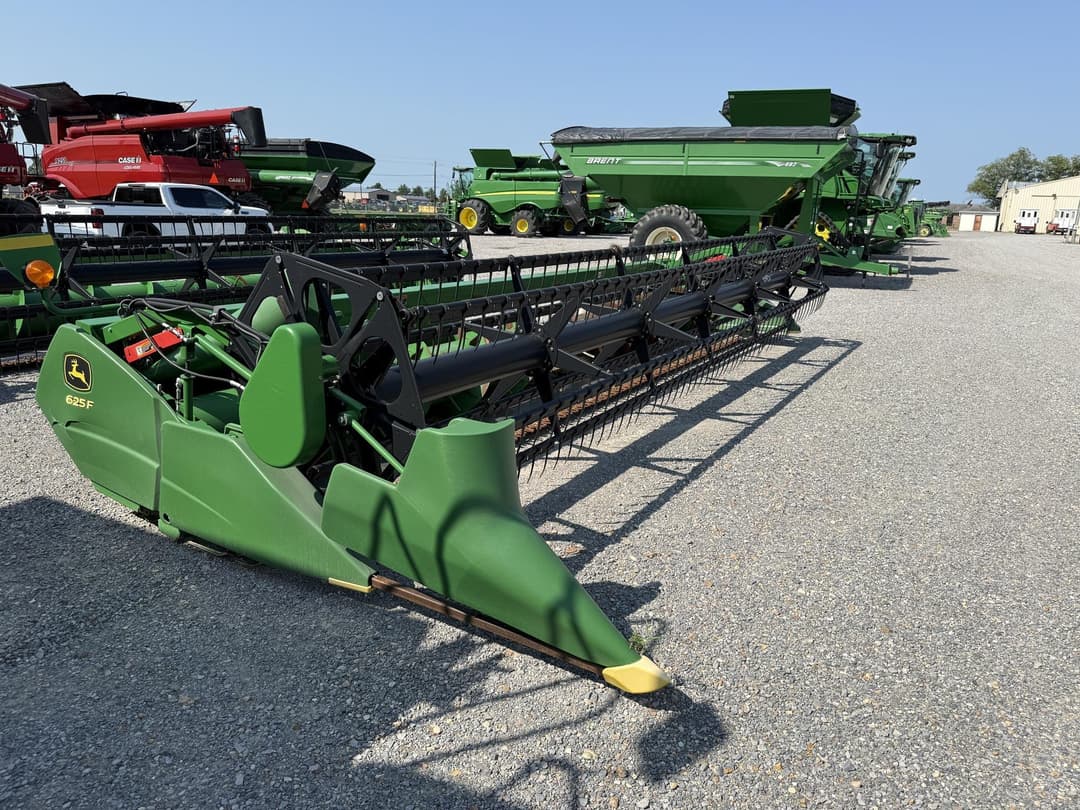 Image of John Deere 625F Primary image