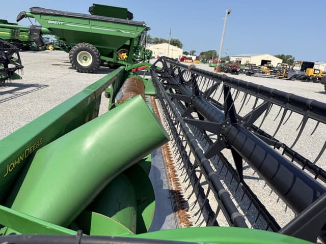 Image of John Deere 625F equipment image 4