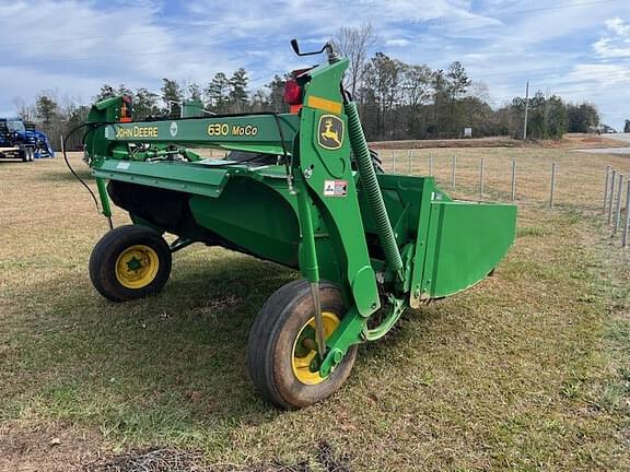 Image of John Deere 630 equipment image 3