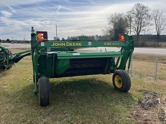 Image of John Deere 630 equipment image 4