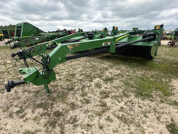 2017 John Deere 630 Equipment Image0