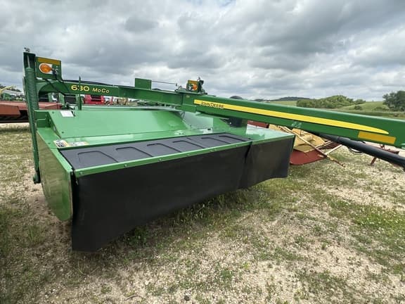 Image of John Deere 630 equipment image 1