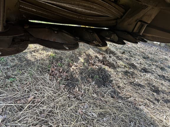 Image of John Deere 630 equipment image 3