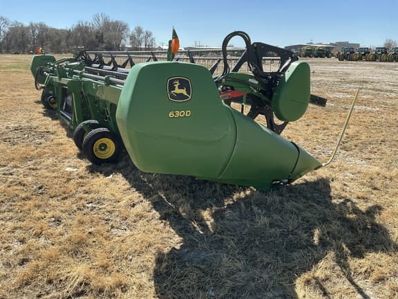 Image of John Deere 630D equipment image 4