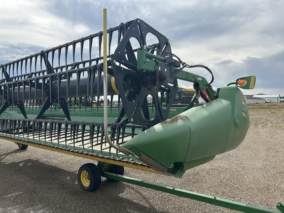 Image of John Deere 630D equipment image 1