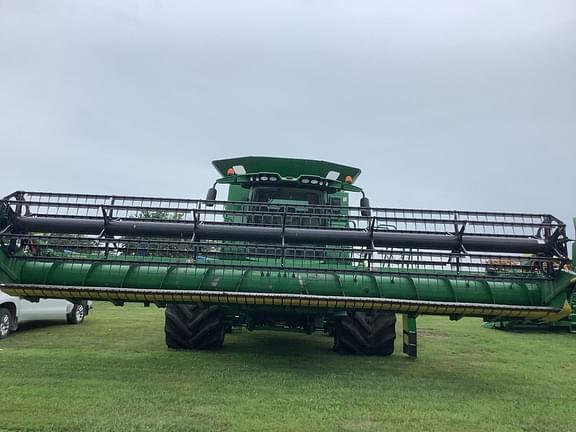 Image of John Deere 630F equipment image 2
