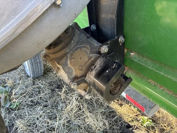 Image of John Deere 630F equipment image 4