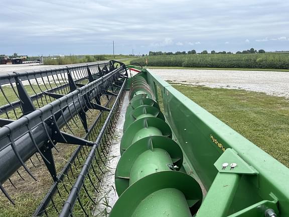 Image of John Deere 630F equipment image 2