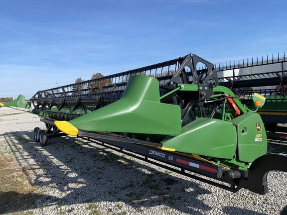 Main image John Deere 635F