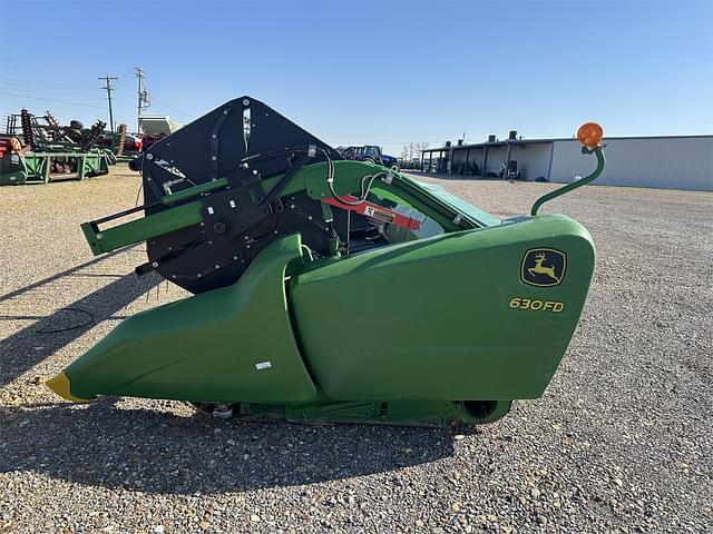 Image of John Deere 630FD equipment image 2