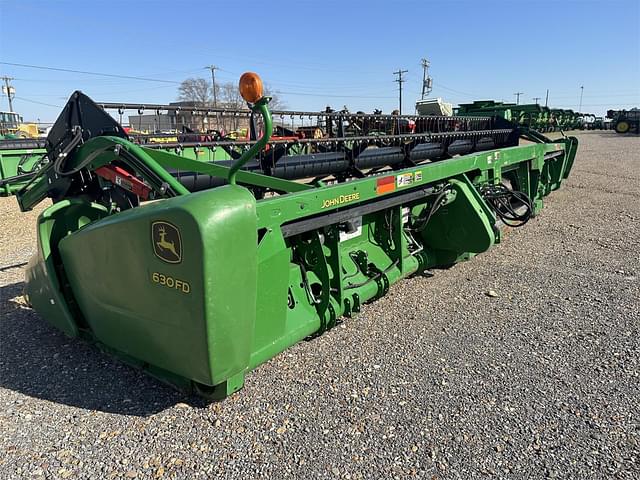 Image of John Deere 630FD equipment image 3