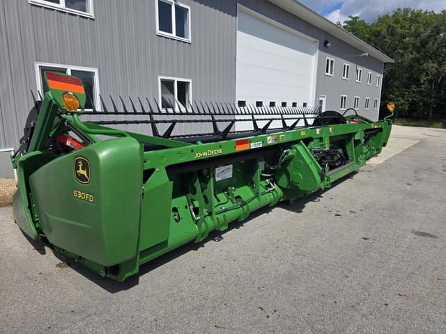Image of John Deere 630FD equipment image 2