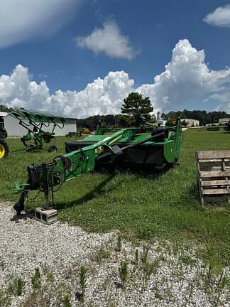 Image of John Deere 635 equipment image 1
