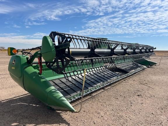 Image of John Deere 635D Primary image