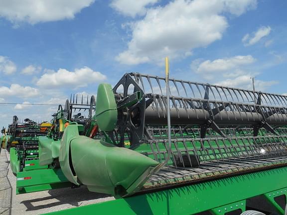 Image of John Deere 635D equipment image 3