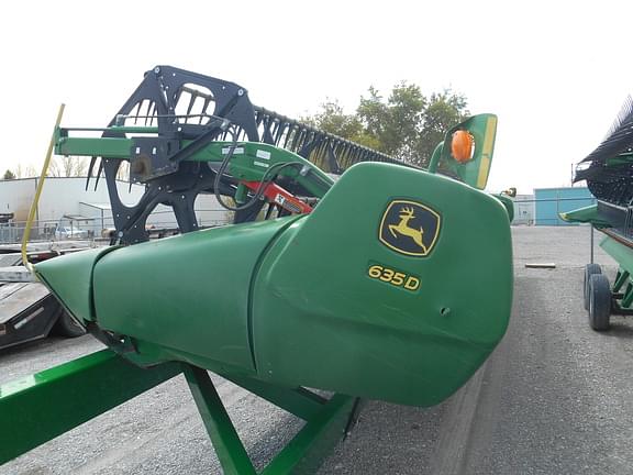 Image of John Deere 635D equipment image 1