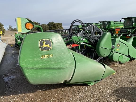 Image of John Deere 635D equipment image 1