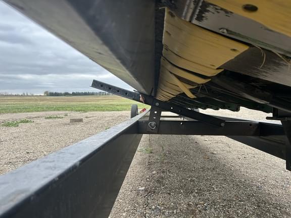 Image of John Deere 635F equipment image 1