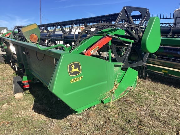 2017 John Deere 635F Equipment Image0