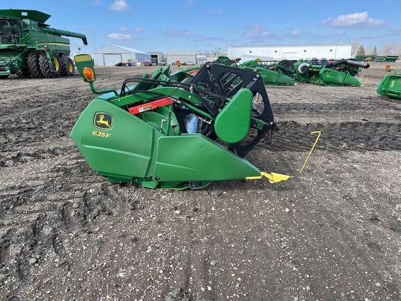 2017 John Deere 635F Equipment Image0
