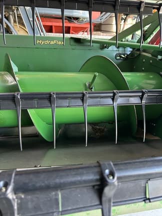 Image of John Deere 635F equipment image 3