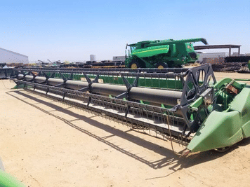 Main image John Deere 635F