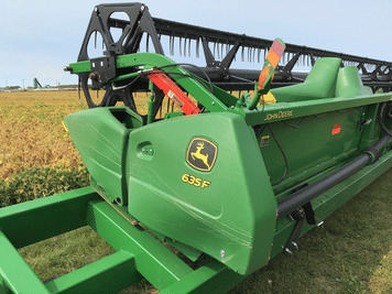 Main image John Deere 635F