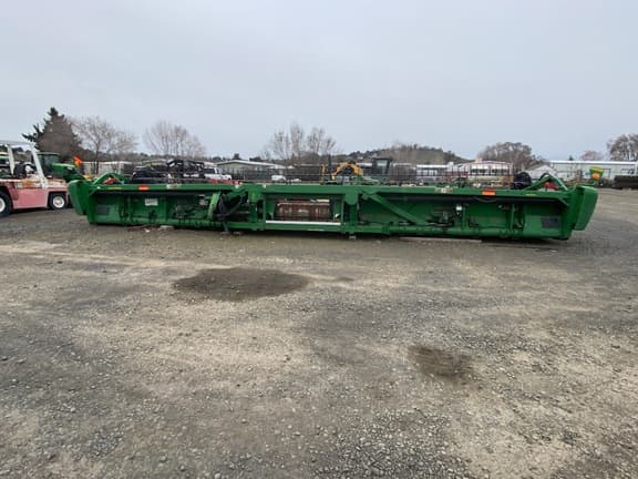 Image of John Deere 635FD equipment image 4