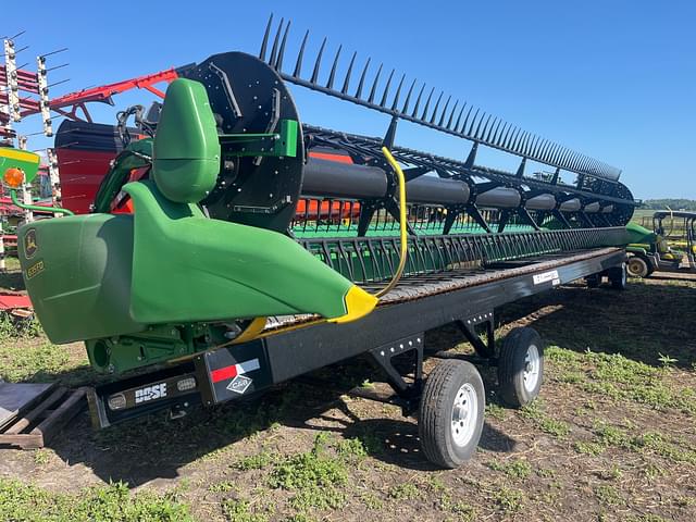 Image of John Deere 635FD equipment image 2