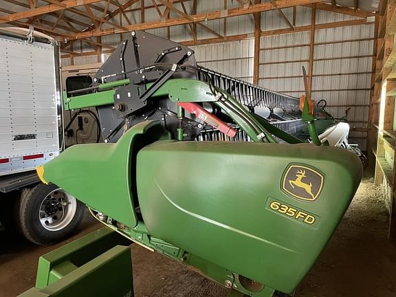 Image of John Deere 635FD equipment image 1
